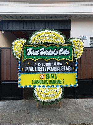 Papan Bunga Duka di Simanindo