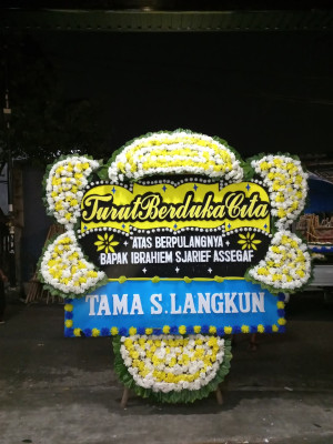 Papan Bunga Duka di Simanindo
