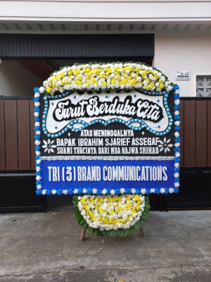 Papan Bunga Duka di Simanindo